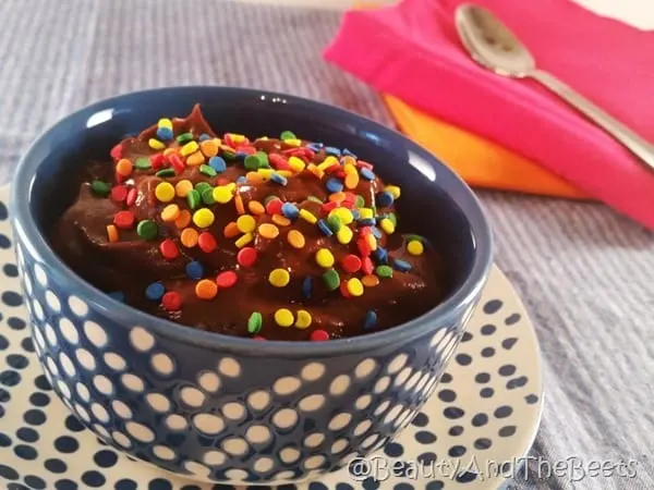 Chocolate Avocado Pudding dots Beauty and the Beets