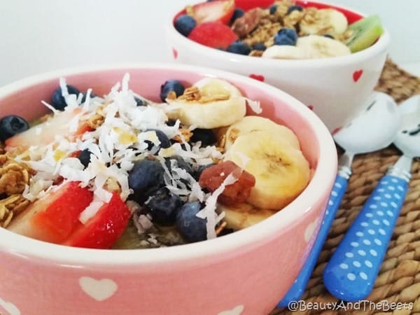 Smoothie Bowls Beauty and the Beets