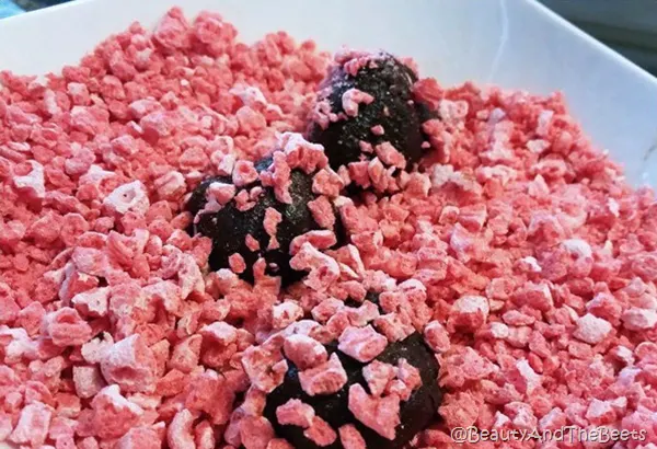 Strawberry Cereal Truffles Beauty and the Beets (1)