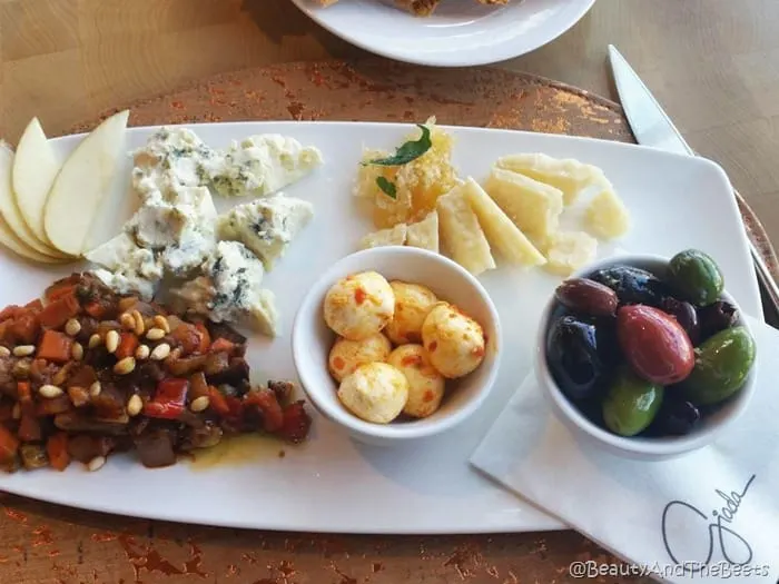 Giada Las Vegas Lunch Tasting Platter Beauty and the Beets