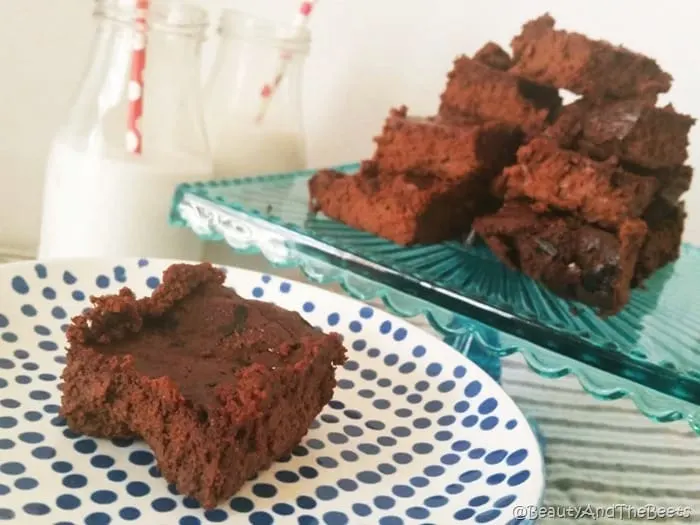Chocolate Beet Brownies recipe by Beauty and the Beets (4)