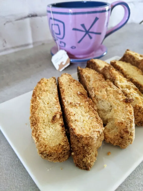 https://beautyandthebeets.com/wp-content/uploads/2021/11/Orange-Biscotti-teacup-Beauty-and-the-Beets-576x768.jpg.webp