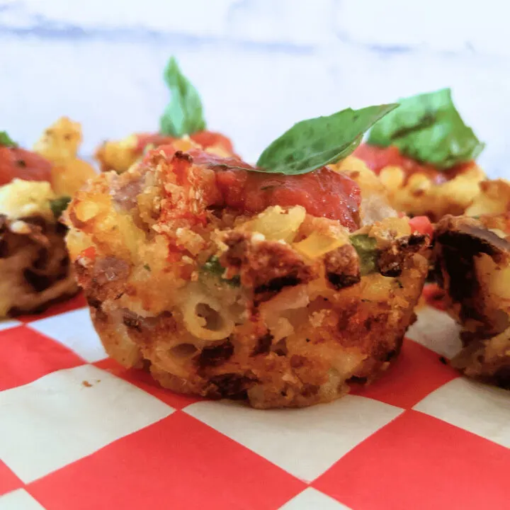 Mac and Cheese Pizza Bites